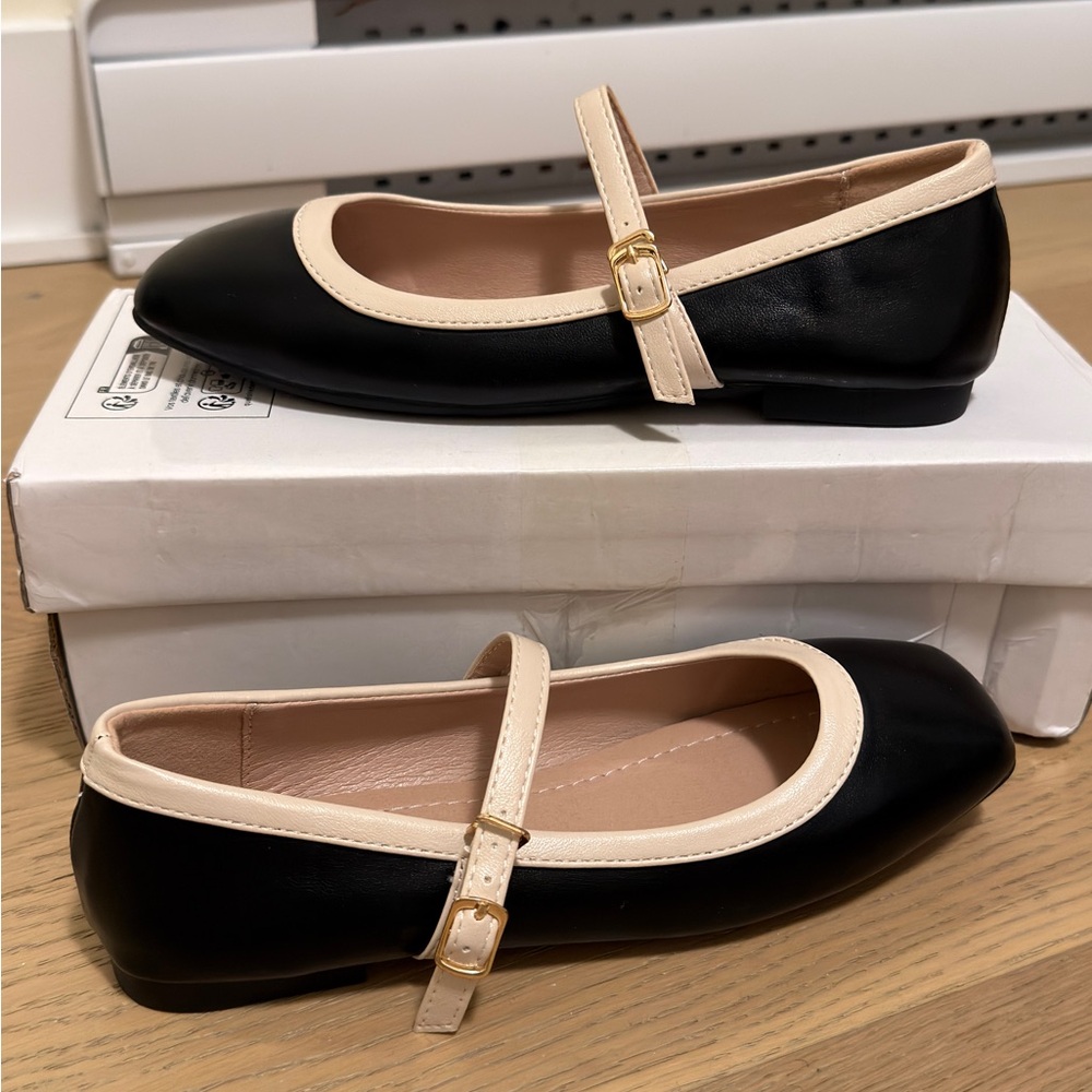 Black and Cream Flats
